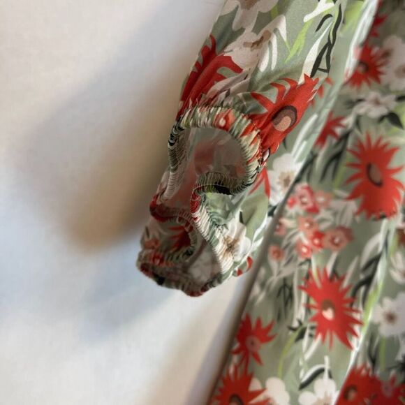 NWT Women's Blouse Women's Size XL Multicolor Button Front Long Sleeve Floral - Picture 9 of 12